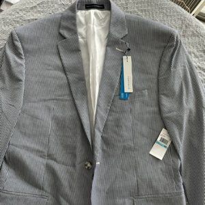 Perry Ellis casual suit. Suit 40 L and pants 34 waist 37 inseam
